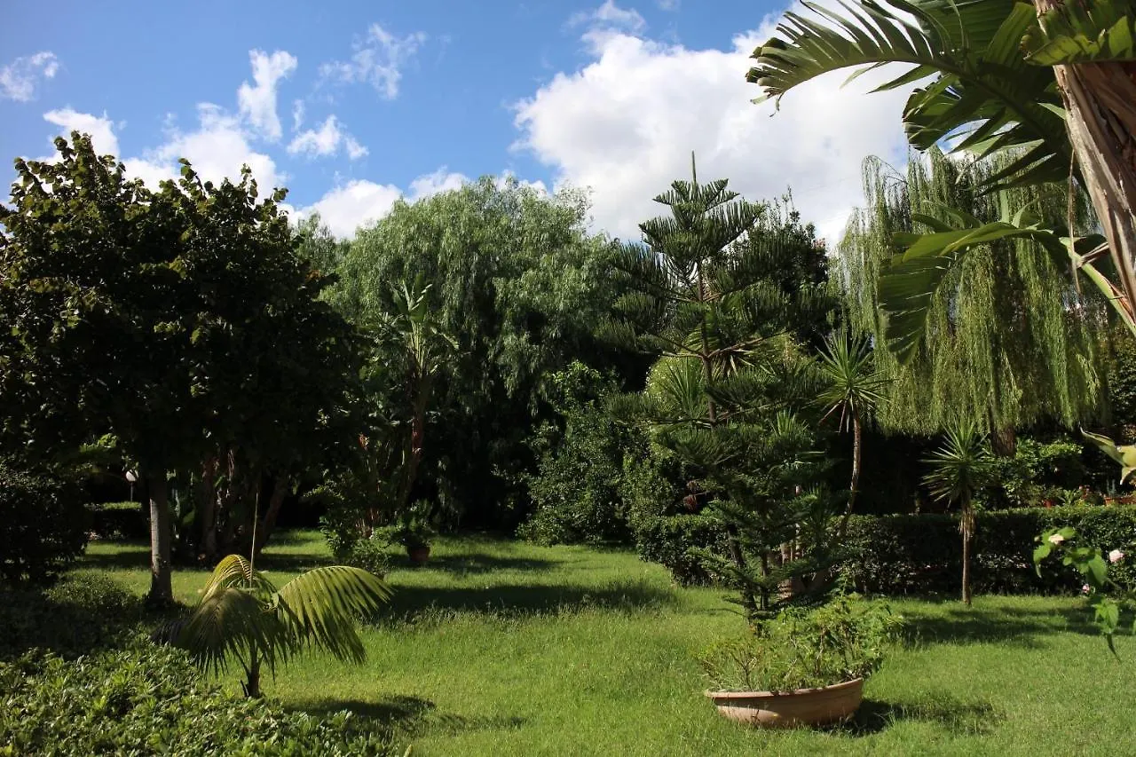 Bed & Breakfast Casa Per Ferie Mons Antonino Celona Bed and Breakfast Pistunina Italien